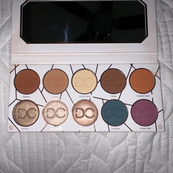 Dominique Cosmetics Latte Eyeshadow Palette - Picture 2 of 4